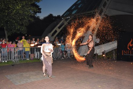 Cieszymy się latem - teatr ognia